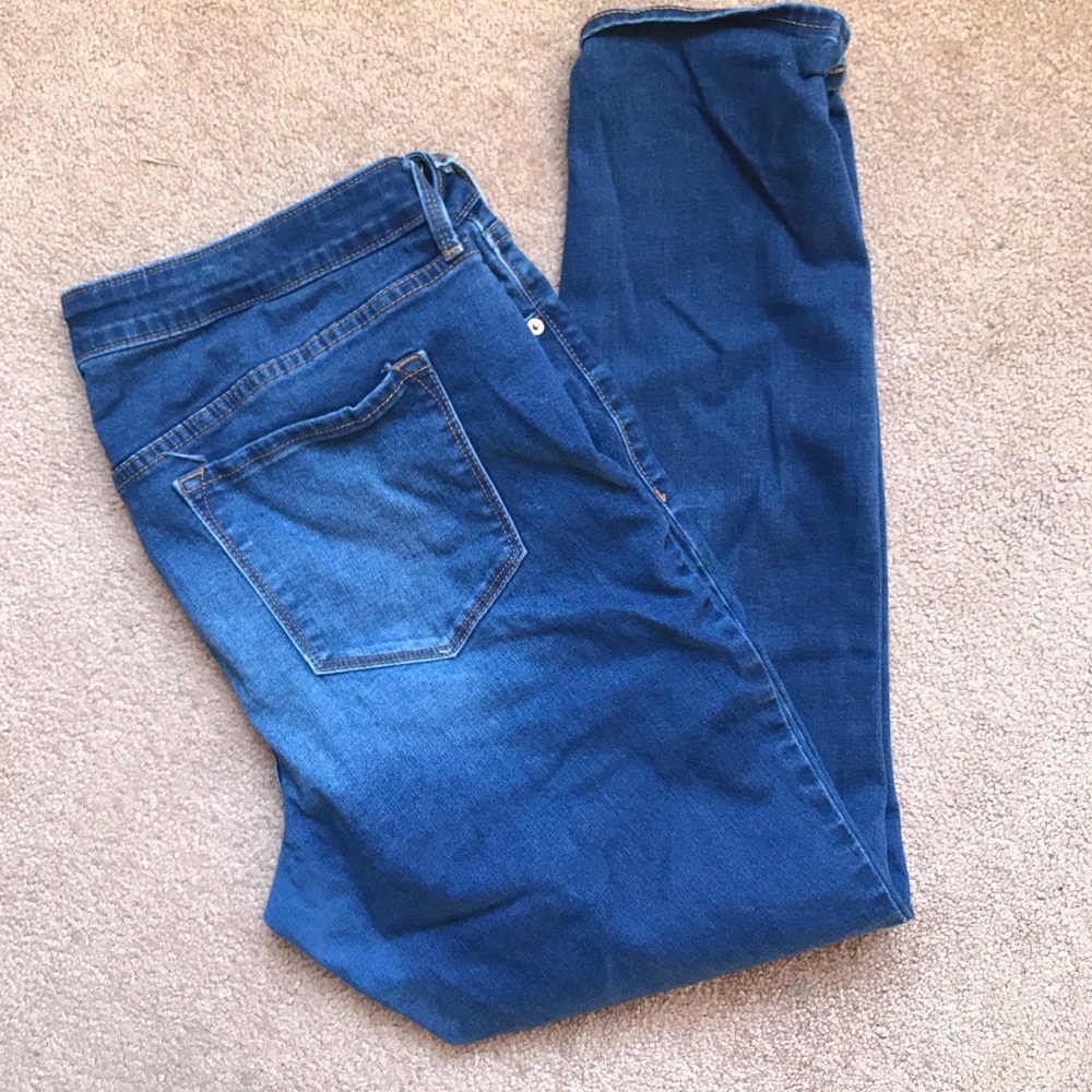 Dark skinny jeans // Old Navy